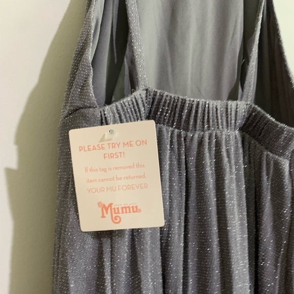 Show Me Your Mumu Amanda Maxi Dress
Dancing Queen Shine Smoke Gray Size: Medium - Picture 7 of 9